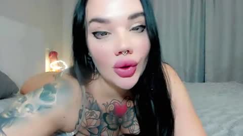 Snapshot of aira_vi chatting on 20, 7, 2026 Aira online show from 20, 7, 2026