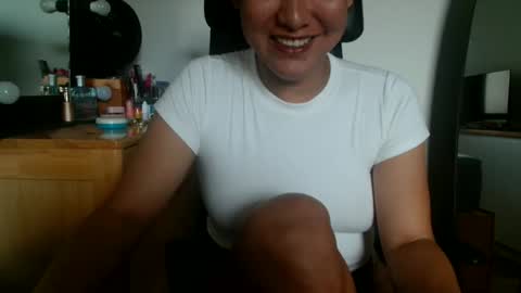 Snapshot of airalicious69 chatting on 7, 6, 2026 airalicious69 online show from 7, 6, 2026