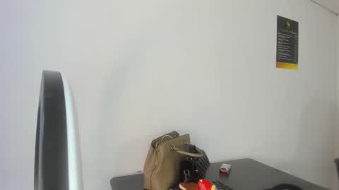 Aisha online show from 12, 1, 2026