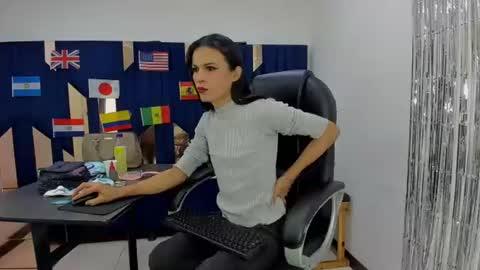 Snapshot of aisha_hotts777 chatting on 2, 7, 2026 Aisha online show from 2, 7, 2026