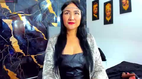 Snapshot of aisha_saleh chatting on 14, 10, 2025 Aisha online show from 14, 10, 2025