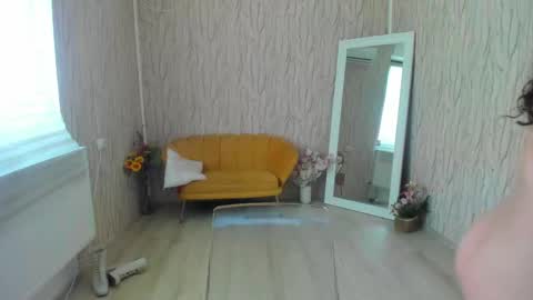 Aisha online show from 19, 2, 2025