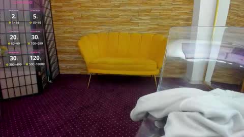 Aisha online show from 29, 9, 2025