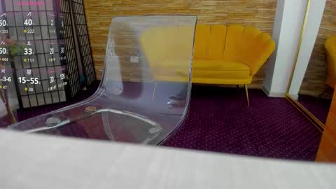 Aisha online show from 12, 10, 2025