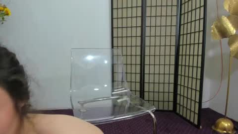 Aisha online show from 11, 4, 2026