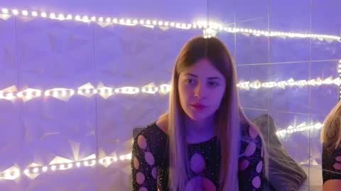 Aisha online show from 6, 11, 2025