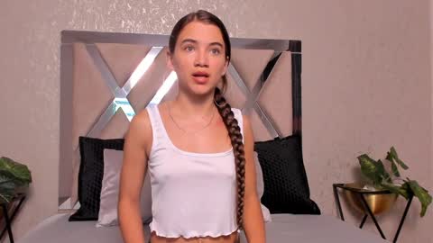 little aitana  online show from 10, 1, 2025