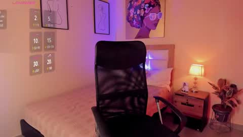 Aitana Brown online show from 22, 12, 2024