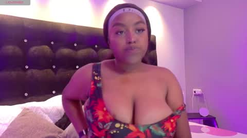 Snapshot of aitanaoliveira_ chatting on 7, 2, 2026 Aitana online show from 7, 2, 2026