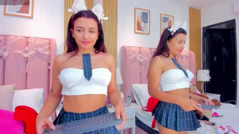 Aithana online show from 1, 11, 2025