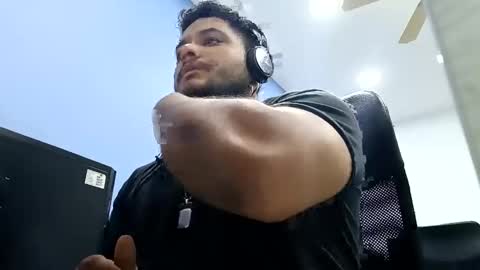 Esteban online show from 1, 2, 2025