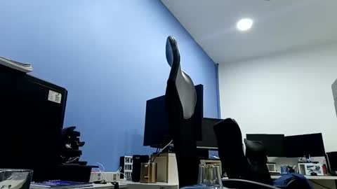 Esteban online show from 8, 3, 2025