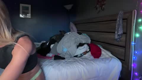 AJ online show from 24, 4, 2026