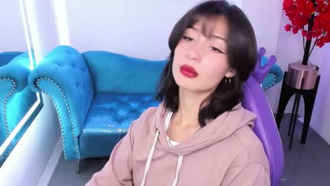 Azaka  online show from 16, 12, 2025