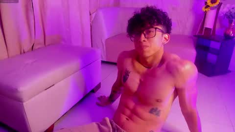 Snapshot of akazaboy chatting on 21, 11, 2025 akazaboy online show from 21, 11, 2025