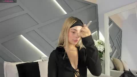 Snapshot of akemi__ chatting on 2, 7, 2026 Abby Angel online show from 2, 7, 2026