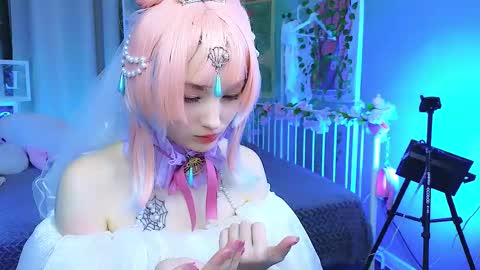 Akemi online show from 21, 2, 2025