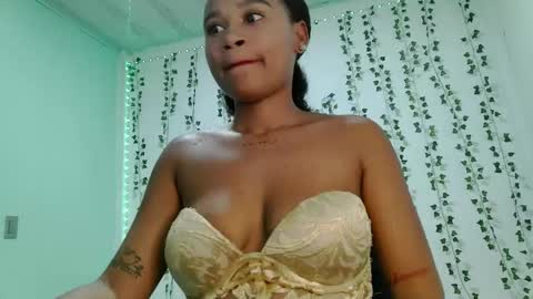 Snapshot of akemy_saunderz chatting on 29, 5, 2026 akemy_saunderz online show from 29, 5, 2026