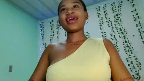 Snapshot of akemy_saunderz chatting on 12, 6, 2026 akemy_saunderz online show from 12, 6, 2026
