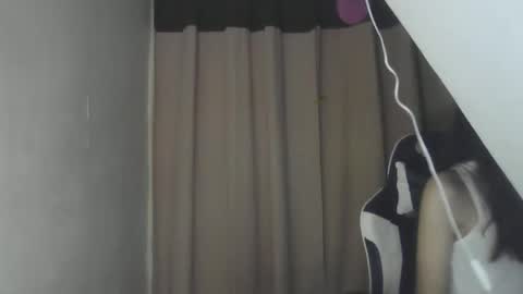 Snapshot of akira_z101 chatting on 3, 3, 2025 akira_z101 online show from 3, 3, 2025