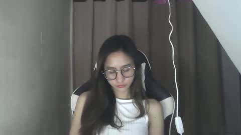 Snapshot of akira_z101 chatting on 3, 3, 2025 akira_z101 online show from 3, 3, 2025