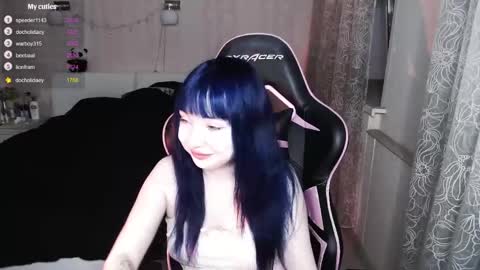 akirahartyx online show from 3, 4, 2026