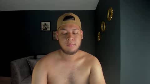 Snapshot of akon_2 chatting on 26, 2, 2026 Akoon online show from 26, 2, 2026