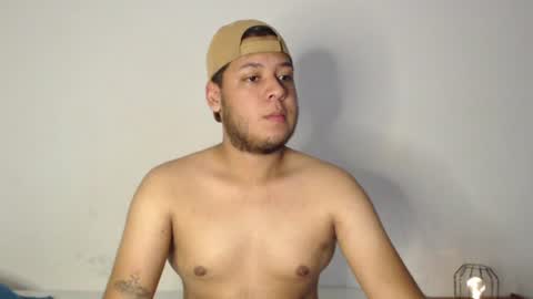 Snapshot of akon_2 chatting on 7, 7, 2026 Akoon online show from 7, 7, 2026