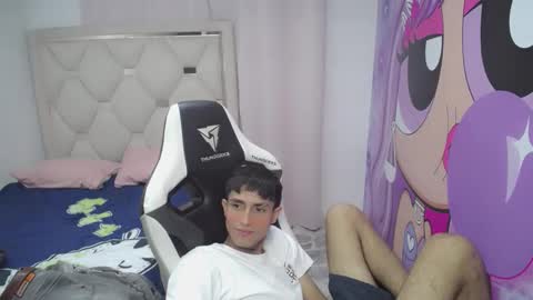 Snapshot of akyra_latin chatting on 19, 1, 2026 Akyra latin online show from 19, 1, 2026