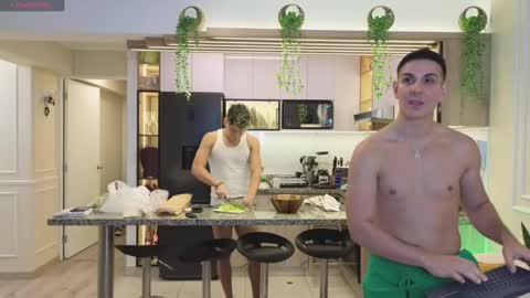 Al Fox  Miko Fortuni  online show from 1, 1, 2025