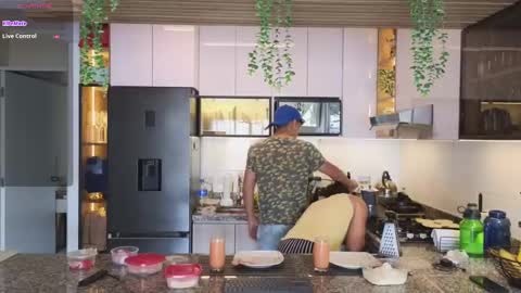 Al Fox  Miko Fortuni  online show from 9, 1, 2025