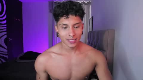 Ander uwu online show from 9, 10, 2025