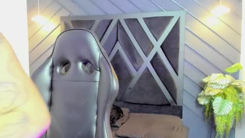 ALAHIA online show from 11, 9, 2025