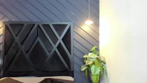 ALAHIA online show from 18, 9, 2025