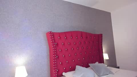 alahia_hank online show from 5, 12, 2025