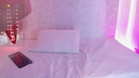 Alahia online show from 29, 10, 2025