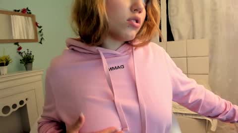 Alaia online show from 11, 2, 2025