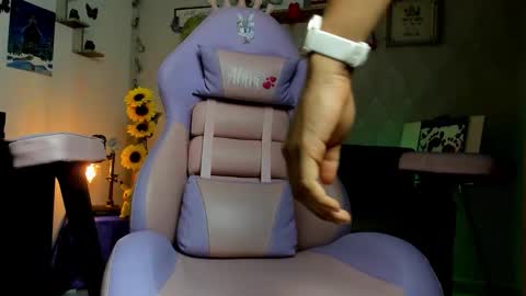 Alaia online show from 5, 3, 2026