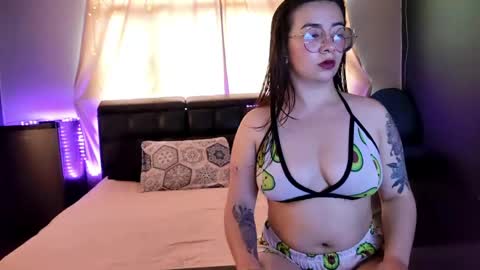 Snapshot of alaia_soul_ chatting on 17, 4, 2026 AlaiaSam online show from 17, 4, 2026
