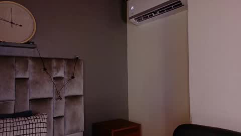  Alaia  online show from 30, 10, 2025