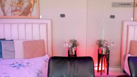 Snapshot of alaiasmile_ chatting on 26, 5, 2026 online show from 26, 5, 2026