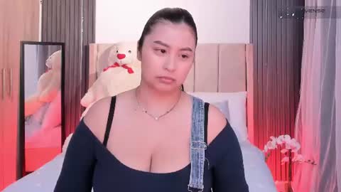 Snapshot of alaiasmile_ chatting on 13, 7, 2026 online show from 13, 7, 2026