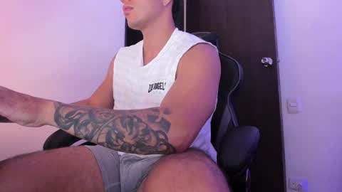 Snapshot of alan_muscle chatting on 7, 12, 2024 Alan online show from 7, 12, 2024