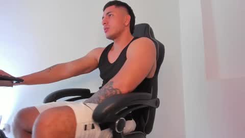 Snapshot of alan_muscle chatting on 10, 2, 2025 Alan online show from 10, 2, 2025