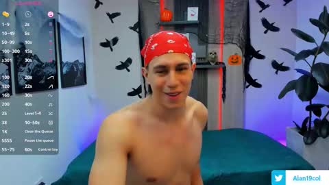 Alan  Kevin can we reach 100 thumbs up please guys  online show from 28, 10, 2025