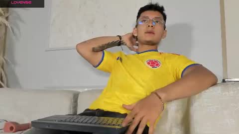 alan_salazar online show from 17, 6, 2026