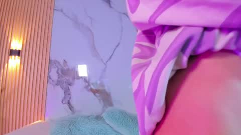 A L A N A  online show from 14, 9, 2025