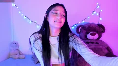 Alana  online show from 1, 2, 2025