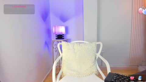 Snapshot of alana__rossetti chatting on 23, 6, 2026 Alana online show from 23, 6, 2026