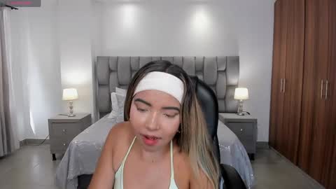 alana  online show from 18, 4, 2026